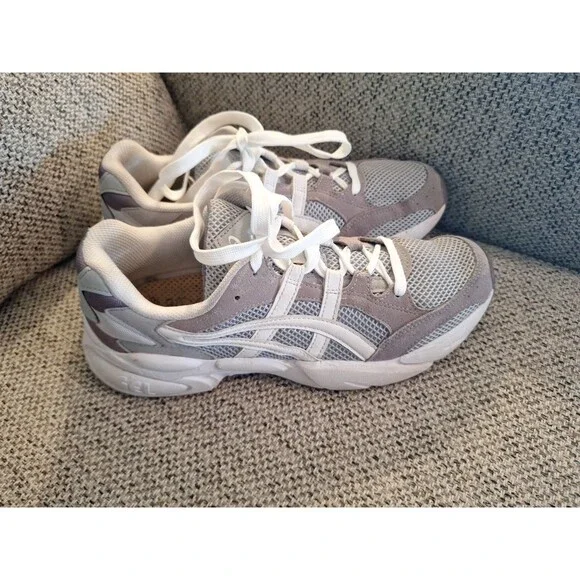 Asics Size 10 Tiger Gel BND Women's Casual Retro Running Fitness Gym Trainers - Picture 2 of 7
